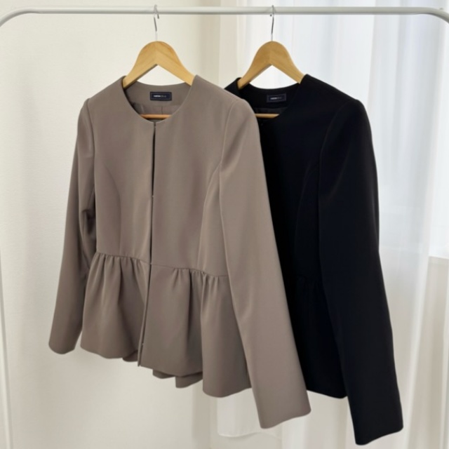 しまむら「ペプラムジャケット」