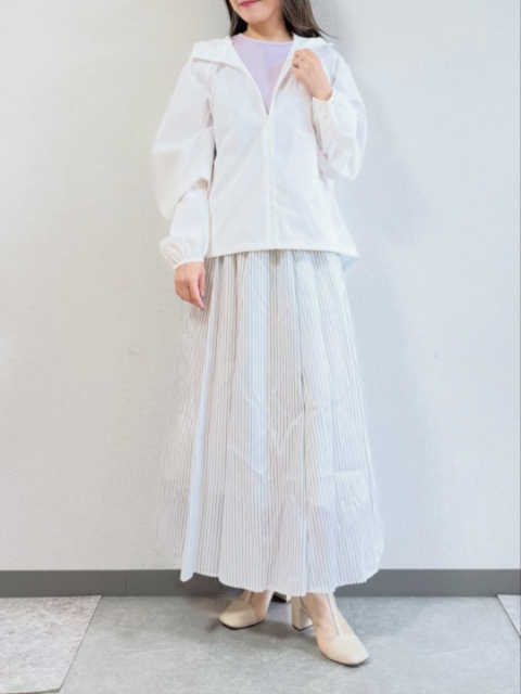 ポケッタブルUVカットパーカを着たコーデ