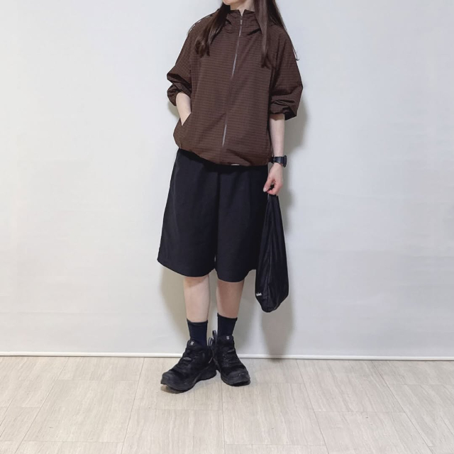 ジャージータックハーフパンツを着たコーデ