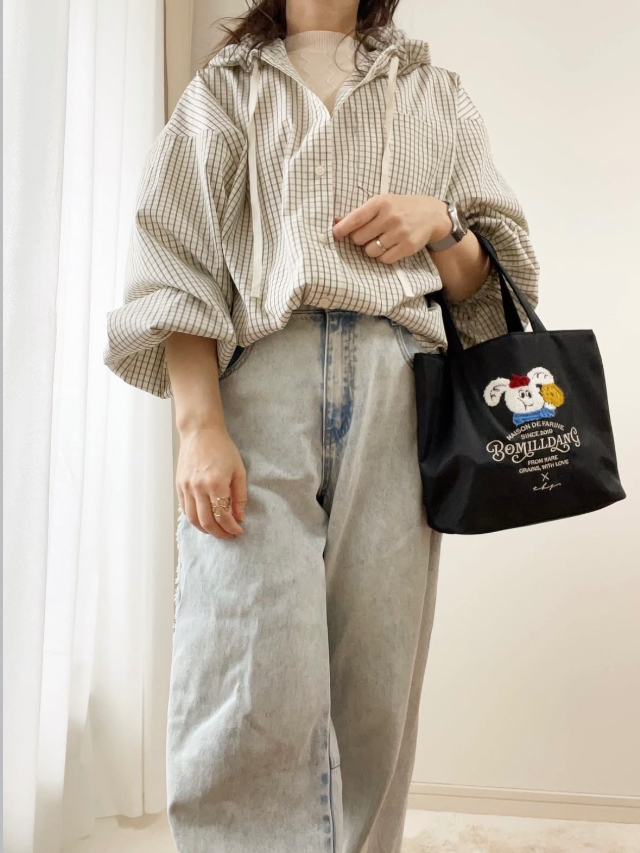 フード付きチェックシャツ