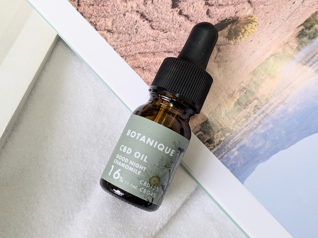 BOTANIQUE グッドナイトカモミール CBDオイル 濃度16% ボトル