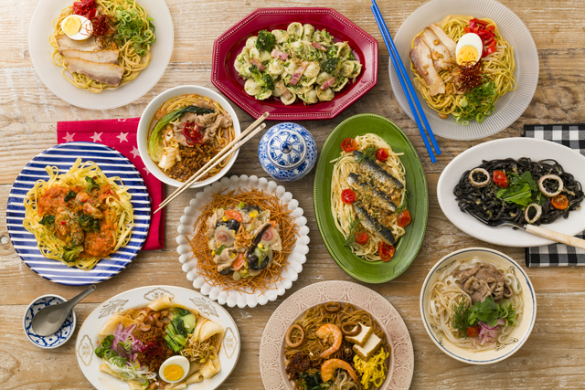 成城石井 春の世界麺紀行の世界各国の麺料理16品を並べた全体イメージ