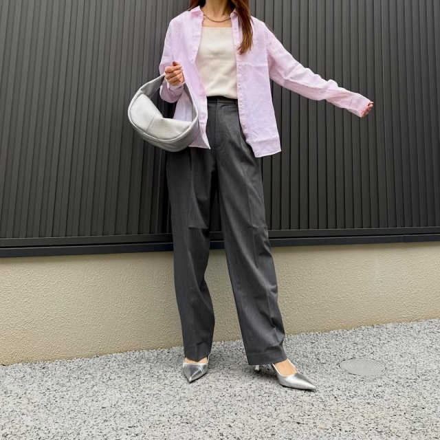 UNIQLO「プレミアムリネンシャツ/ストライプ」