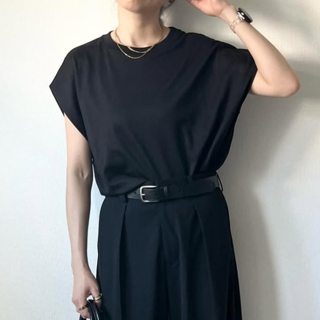 GU「ドライウエストタックT」