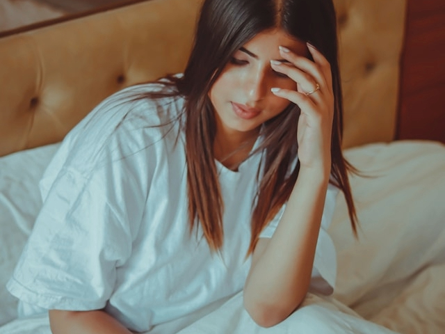 眠い女性