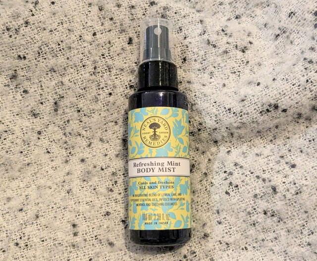 NEAL'S YARD REMEDIES リフレッシュミント ボディミスト