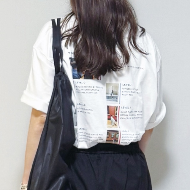 UNIQLO「ルーヴル美術館 UT/リラックスフィット」