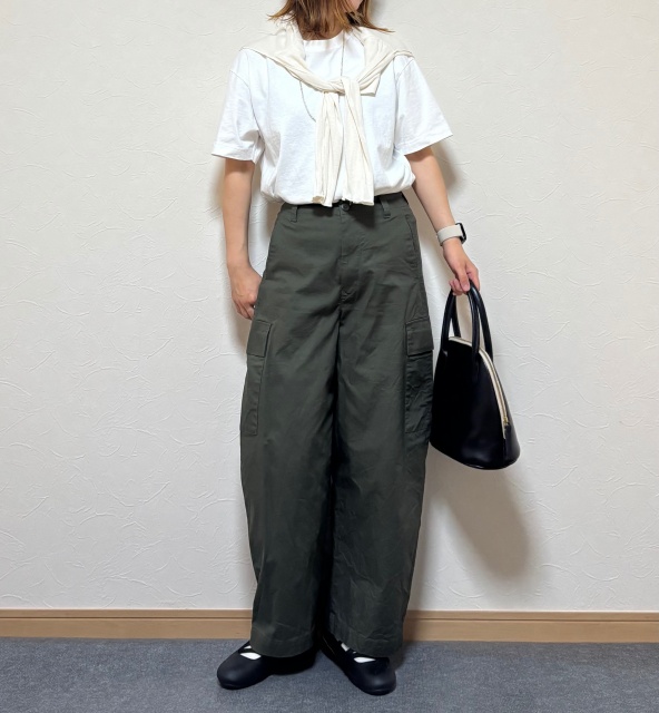 UNIQLO「バレルカーゴパンツ」
