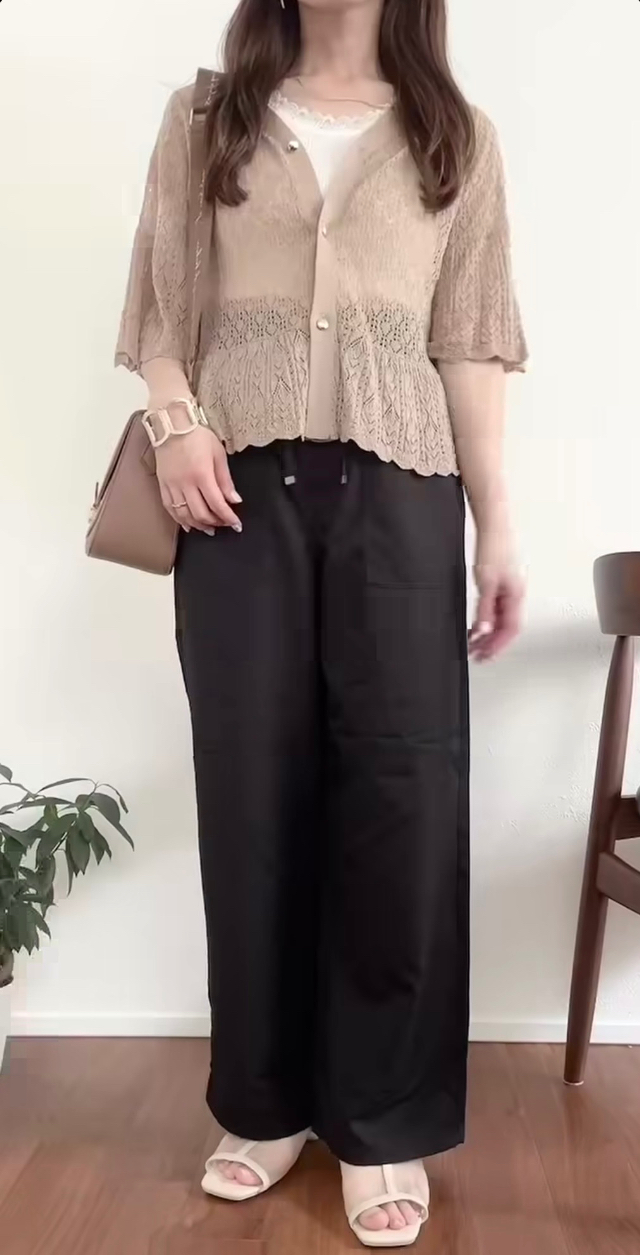 ワイドパンツ