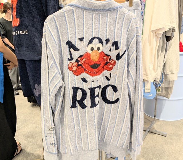 コラボアイテムの刺繍デザイン