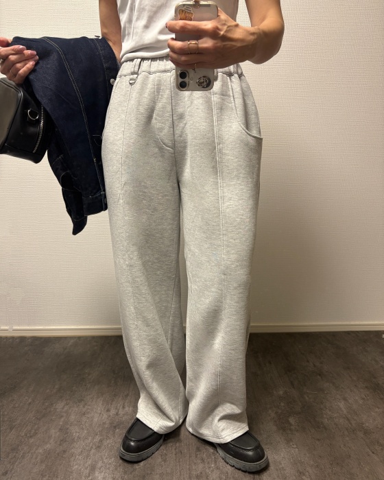 しまむら「Dカン付きカーブパンツ」