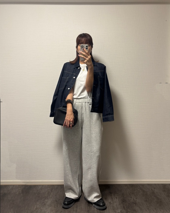 しまむら「Dカン付きカーブパンツ」