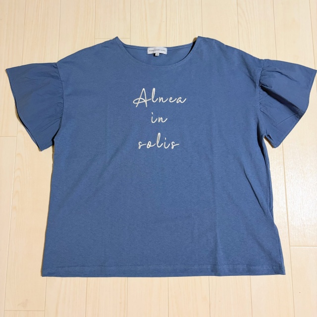 しまむら「フレア袖3段ICTシャツ」