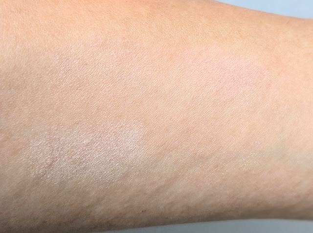 ケイト ポッピングシルエットシャドウ