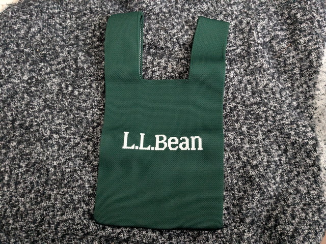 L.L.Beanのグリーンの高密度ニットバッグ単体の写真