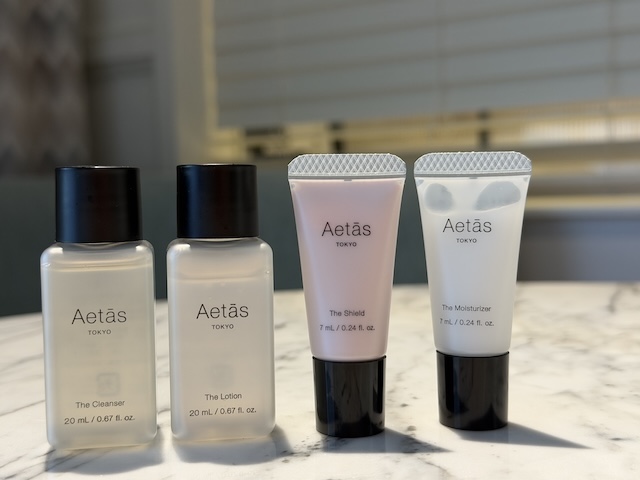Aetāsのミニマムなスキンケアセット